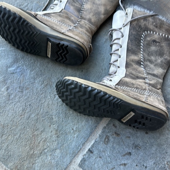Sorel Cate The Great Boot in Stone 9 - Picture 5 of 14